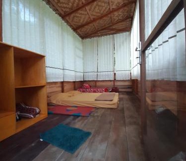 Batang Serangan House | Bua Guesthouse Tangkahan