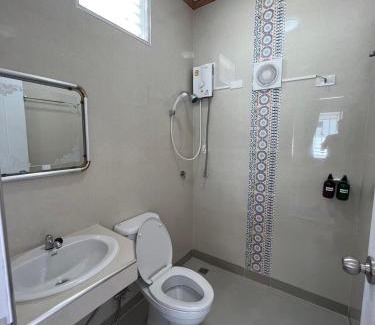 Ang Thong Hotel | Bualuang HOTEL
