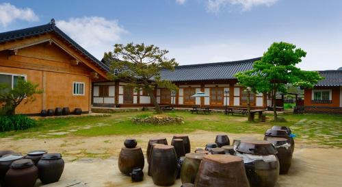 Buan-gun House | Buan Dream of Butterfly Pension