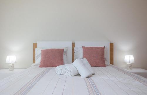 Buarcos Apartment | Buarcos Sunset Apartment by Rent4All