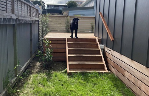 Waihi Beach House | Bubbles Bach-dog friendly, close to beach & shops!
