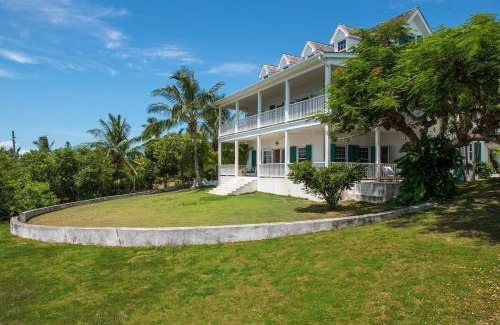 Governor's Harbour Apartment | Buccaneer Hill home