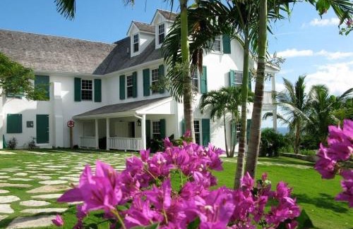 Governor's Harbour Apartment | Buccaneer Hill Main House home
