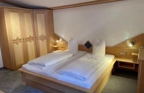 Steeg Ski Chalet | Buck Chalet