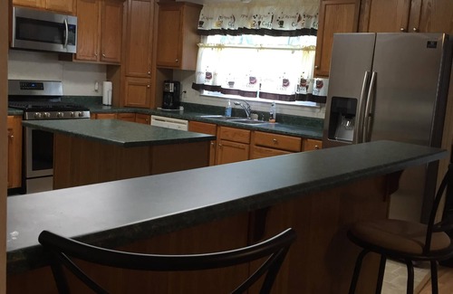 Ideal House | Buck Creek Rest And Recuperate, Quiet In The Woods Getaway