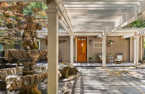 Cazadero House | Buck Hollow