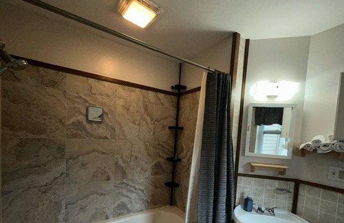 Benzonia House | Buck Mountain Lodge - Crystal Lodgings