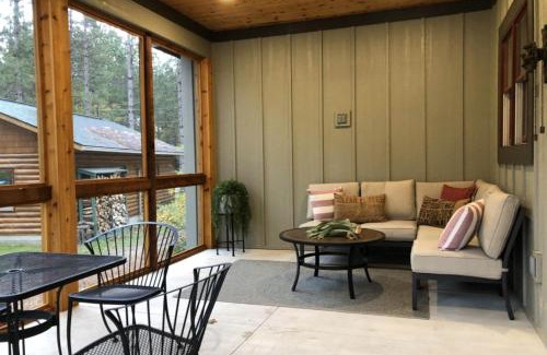 Thompsonville House | Buckaroo