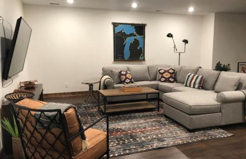 Thompsonville House | Buckaroo