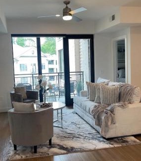 South Tuxedo Park Apartment | Buckhead Atlanta Luxury Suite
