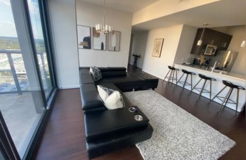 North Buckhead Apartment | Buckhead Penthouse in the Sky