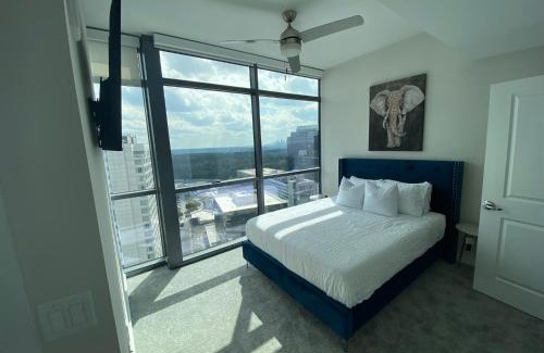 North Buckhead Apartment | Buckhead Penthouse in the Sky