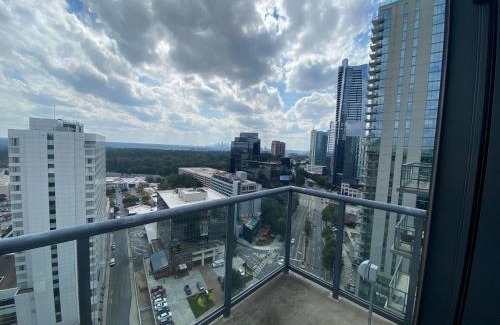 North Buckhead Apartment | Buckhead Penthouse in the Sky