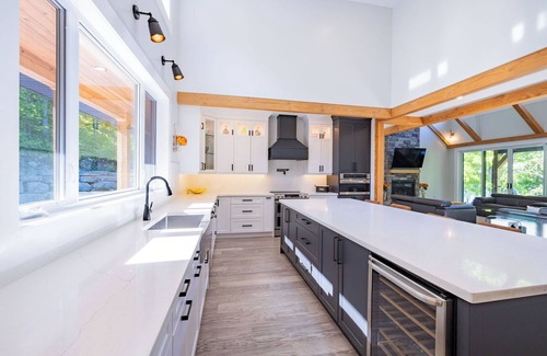 Buckhorn Cottage | Buckhorn Blue-Waterfront Luxury Cottage-5 bdrm-Hot Tub, Rec Room, Beach Area.