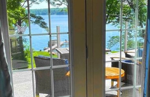 Buckhorn Cottage | Buckhorn Lake Beauty: A Perfect Retreat