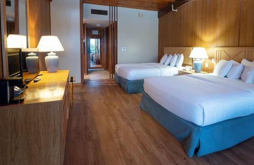 Gays Creek Hotel | Buckhorn Lake State Resort Park