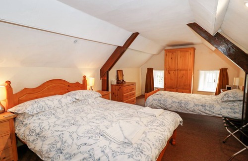 Brayford Cottage | BUCKINGHAMS LEARY FARM COTTAGE, pet friendly in Filleigh