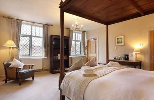 Aldborough House | Buckinghamshire Arms