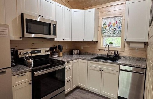 Town Hill Cottage | Buckle Bungalow-At the heart of MDI & near Acadia!