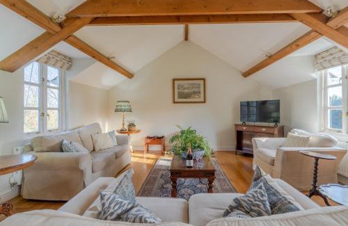 Staunton House | Buckstone House Coach House