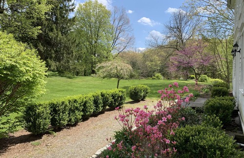 Pine Bush House | Bucolic Federalist Home Near Millbrook New York