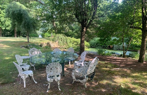 Pine Bush House | Bucolic Federalist Home Near Millbrook New York