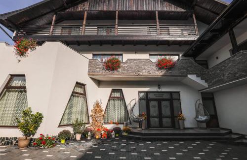 Gura Humorului House | Bucovina Inn
