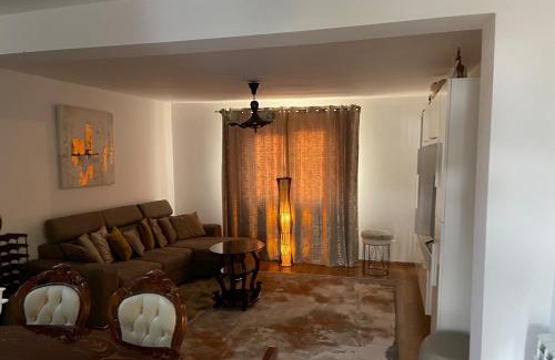 Sucevita Villa | Bucovina-MountainHouse-5BR-Fireplace-HotTub-WiFi