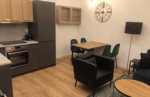 Lagymanyos Apartment | Budai belváros hangulatos apartmanjan- Little Heart of Buda -