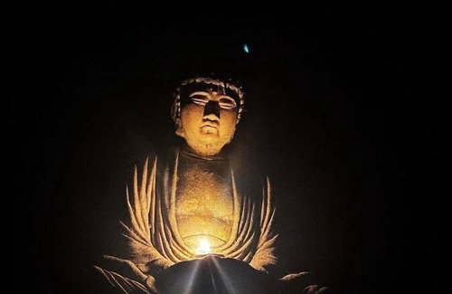 Baker House | Buddha Housen