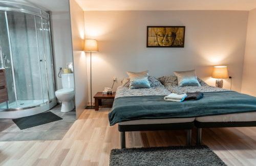 Sopron Apartment | Buddha Residence