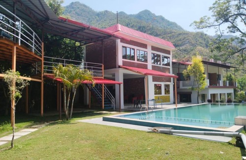 Bullawala House | Buddy hikers wellness farmhouse
