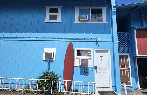 Wailuku Apartment | Budget Downtown Studio-F Queen/Twin Bunk Beds, AC, WIFI & 4 free Streamers!