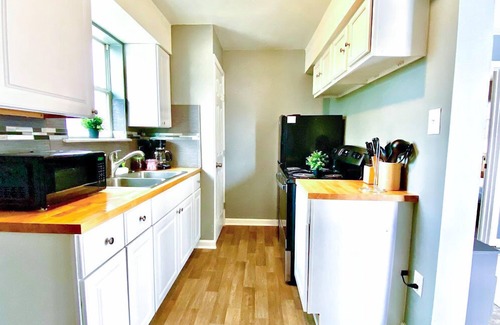 Del Mar Apartment | Budget-Extd Stay Discounts-1BDR-Min to Refineries