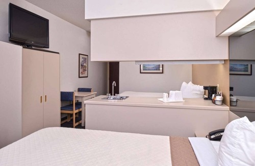 Maryville Hotel | Budget-Friendly Accommodation with Complimentary Breakfast – Perfect Escape