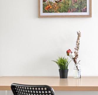 Padstow House | Budget-Friendly Comfort - Private Single Room in Padstow - Shared Bathroom