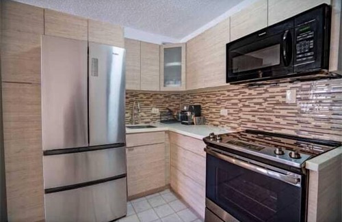 Parque Apartment | Budget-Friendly Haven- Comfort & Convenience