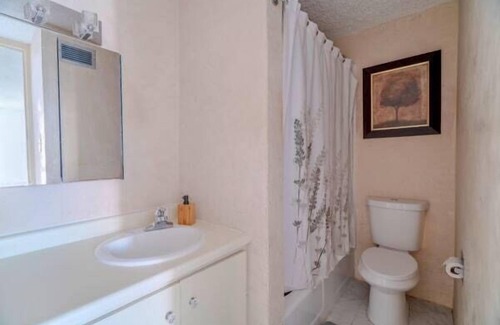 Parque Apartment | Budget-Friendly Haven- Comfort & Convenience