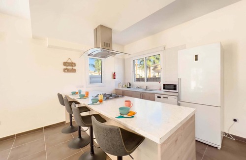 Kapparis Villa | Budget-Friendly Villa Rea - 3BR Home with Pool & Modern Amenities in Kapparis