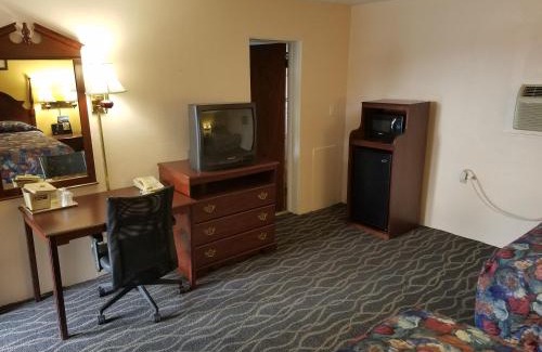 Bedford Hotel | Budget Host Inn