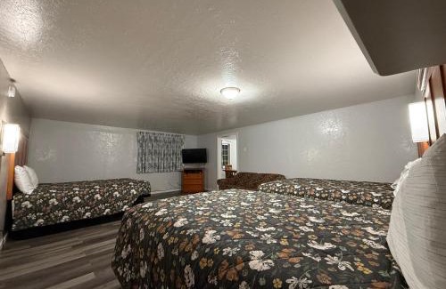 Old Farm District Hotel | Budget Inn Bend