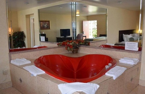 Falls Church Hotel | Budget Inn - Falls Church