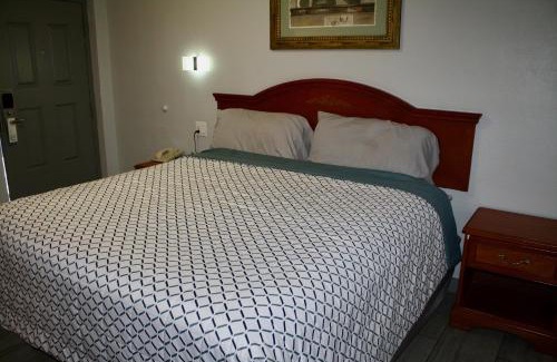 Jonesboro Hotel | Budget Inn Jonesboro
