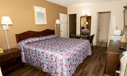 Ira Hotel | Budget Inn Snyder