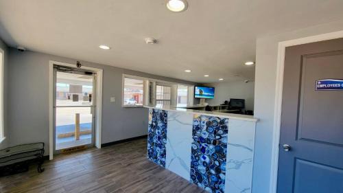 East Florence Hotel | Budget Inn & Suites