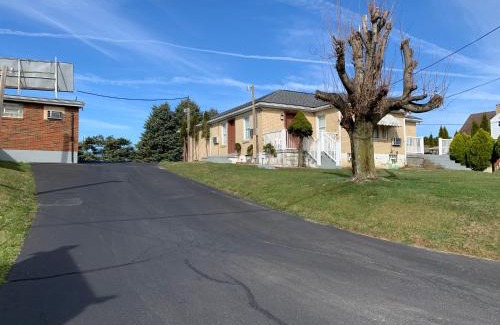 Rostraver Hotel | Budget Inn