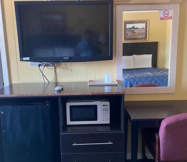 Perdue Hill Hotel | Budget Inn