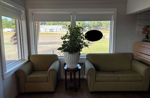 Nocona Hotel | Budget Inn