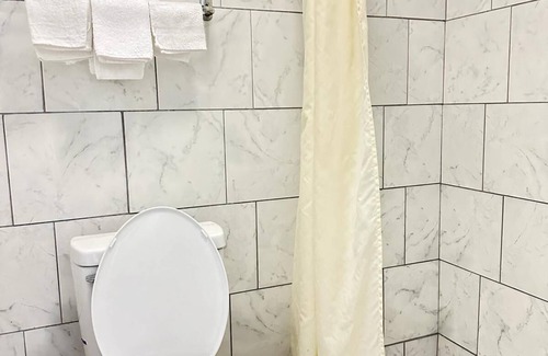 Northport Hotel | Budget Inn
