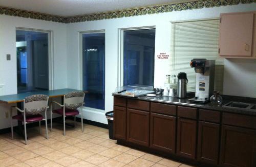 Wentzville Hotel | Budget Inn Wentzville